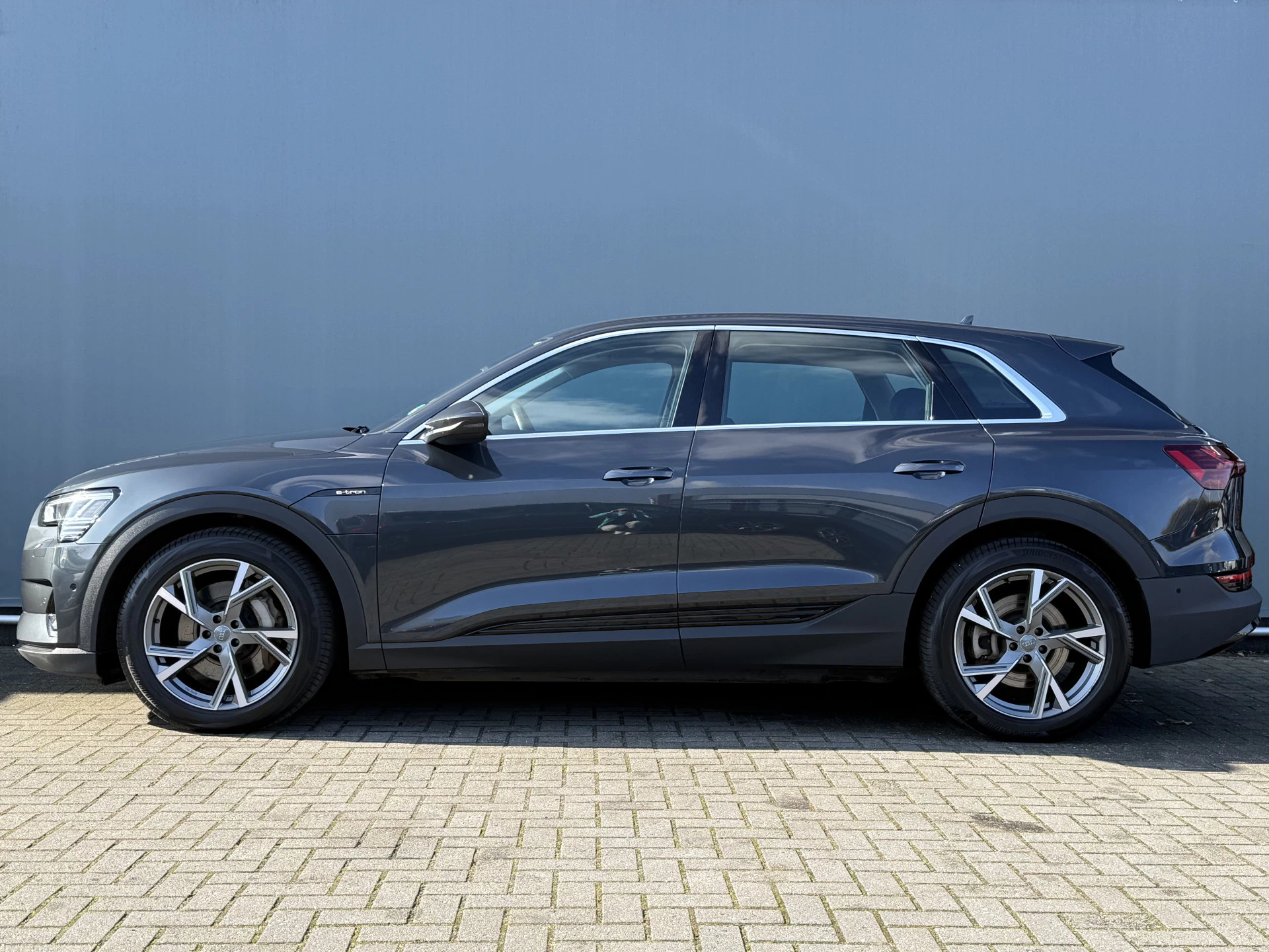 Hoofdafbeelding Audi e-tron