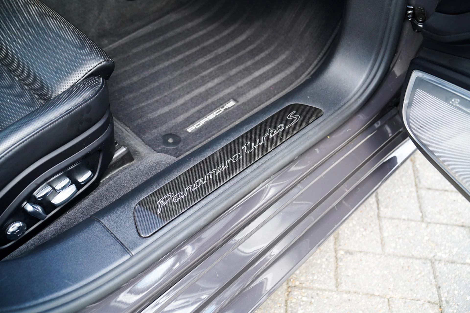 Hoofdafbeelding Porsche Panamera