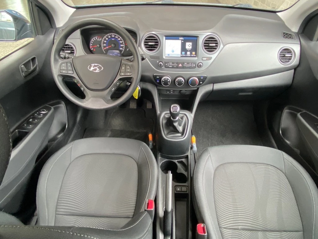 Hoofdafbeelding Hyundai i10