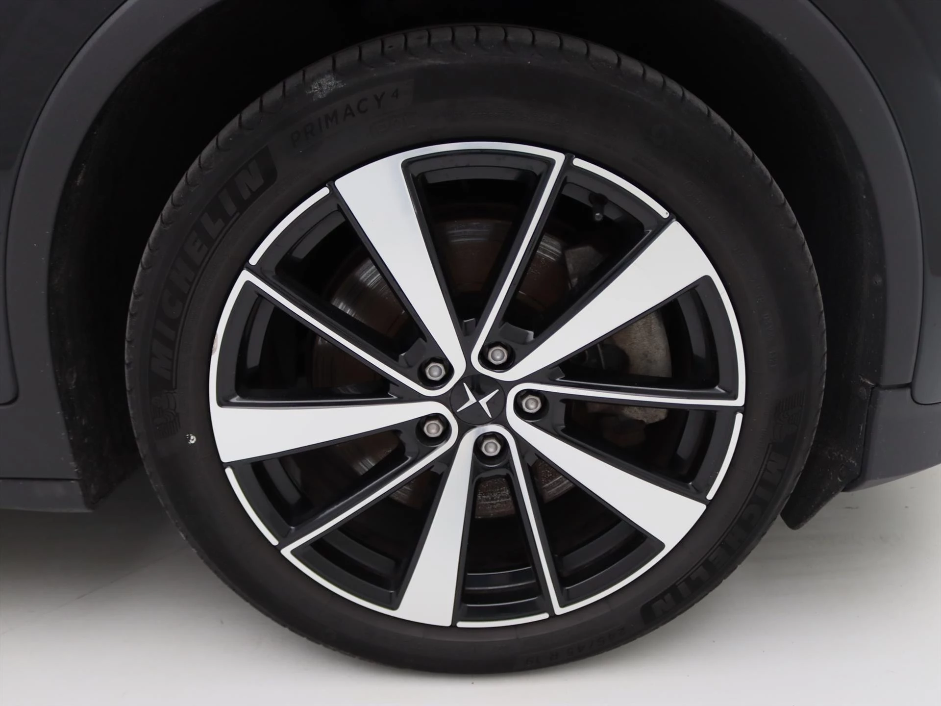 Hoofdafbeelding Polestar 2