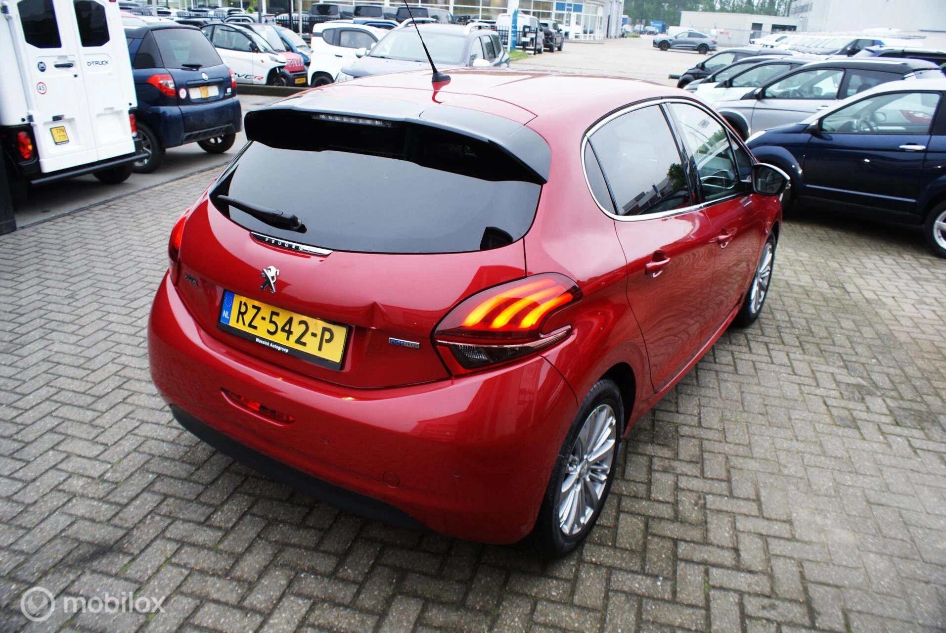 Hoofdafbeelding Peugeot 208