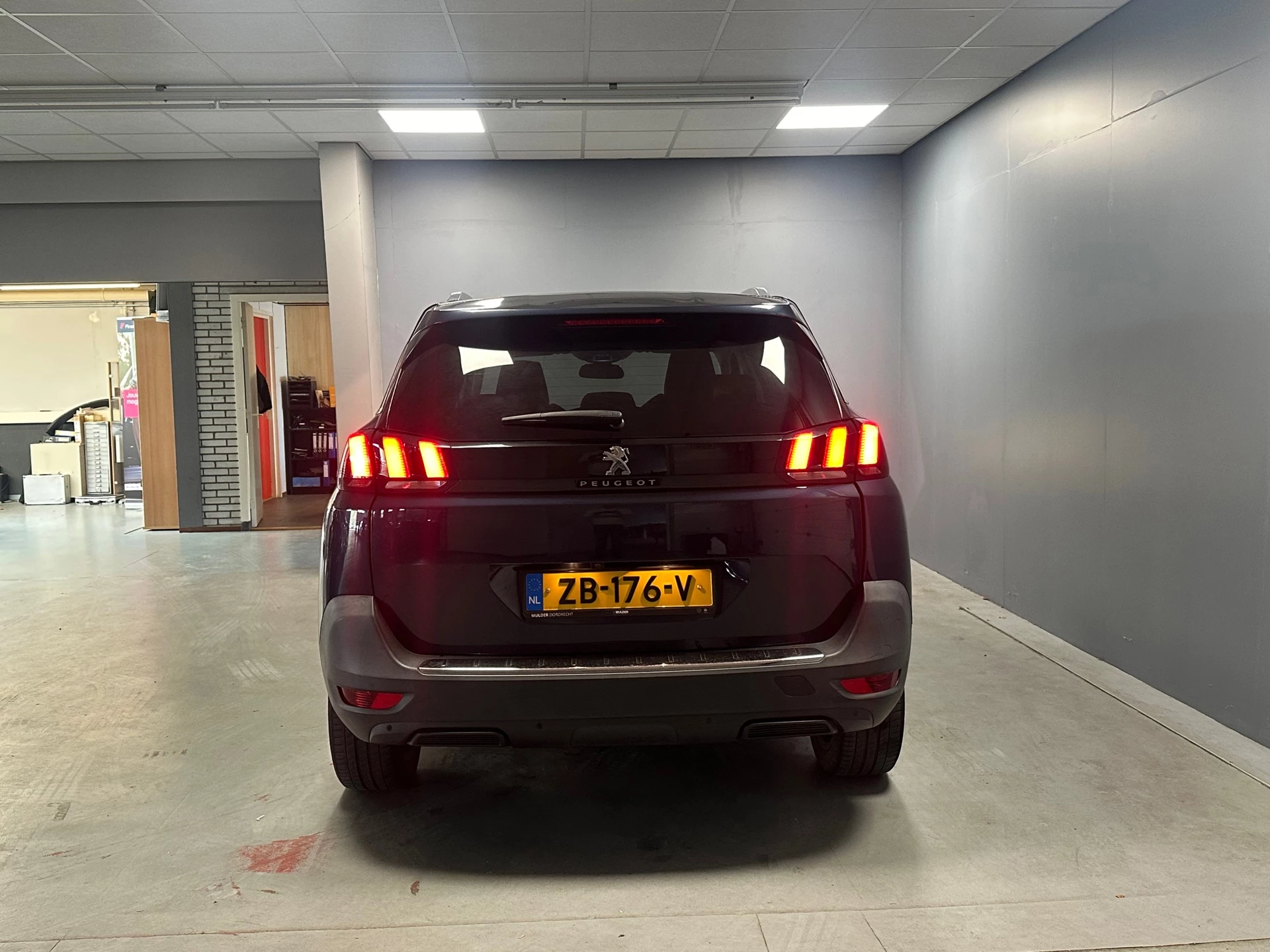 Hoofdafbeelding Peugeot 5008