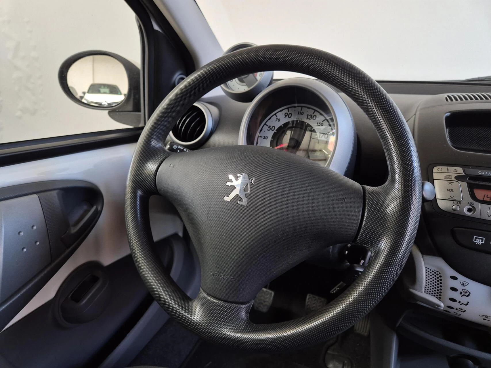Hoofdafbeelding Peugeot 107
