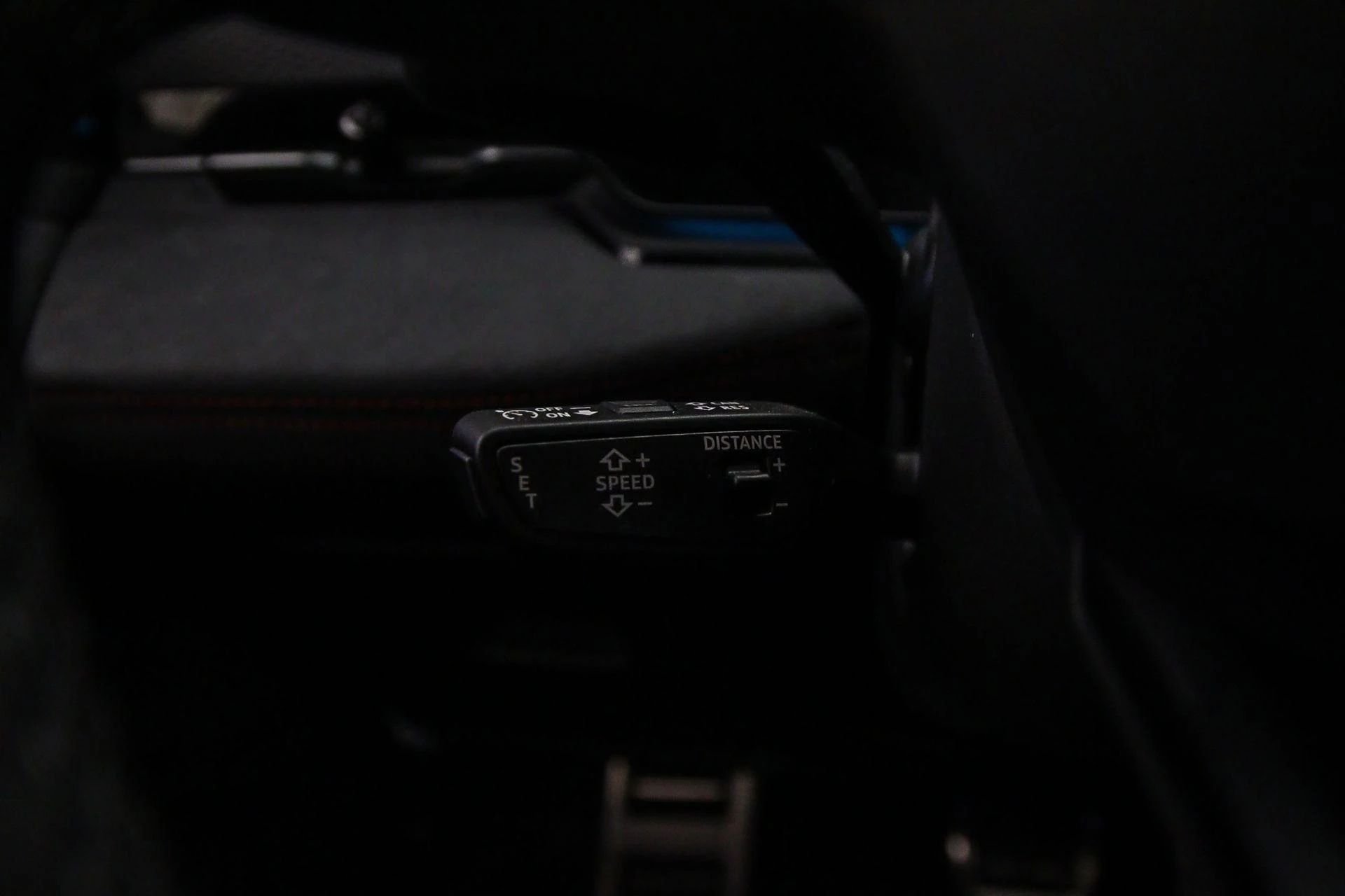 Hoofdafbeelding Audi A6 Avant e-tron