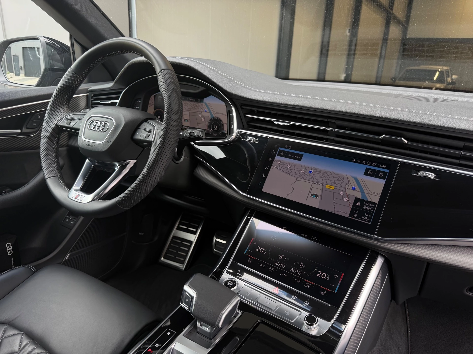 Hoofdafbeelding Audi Q8