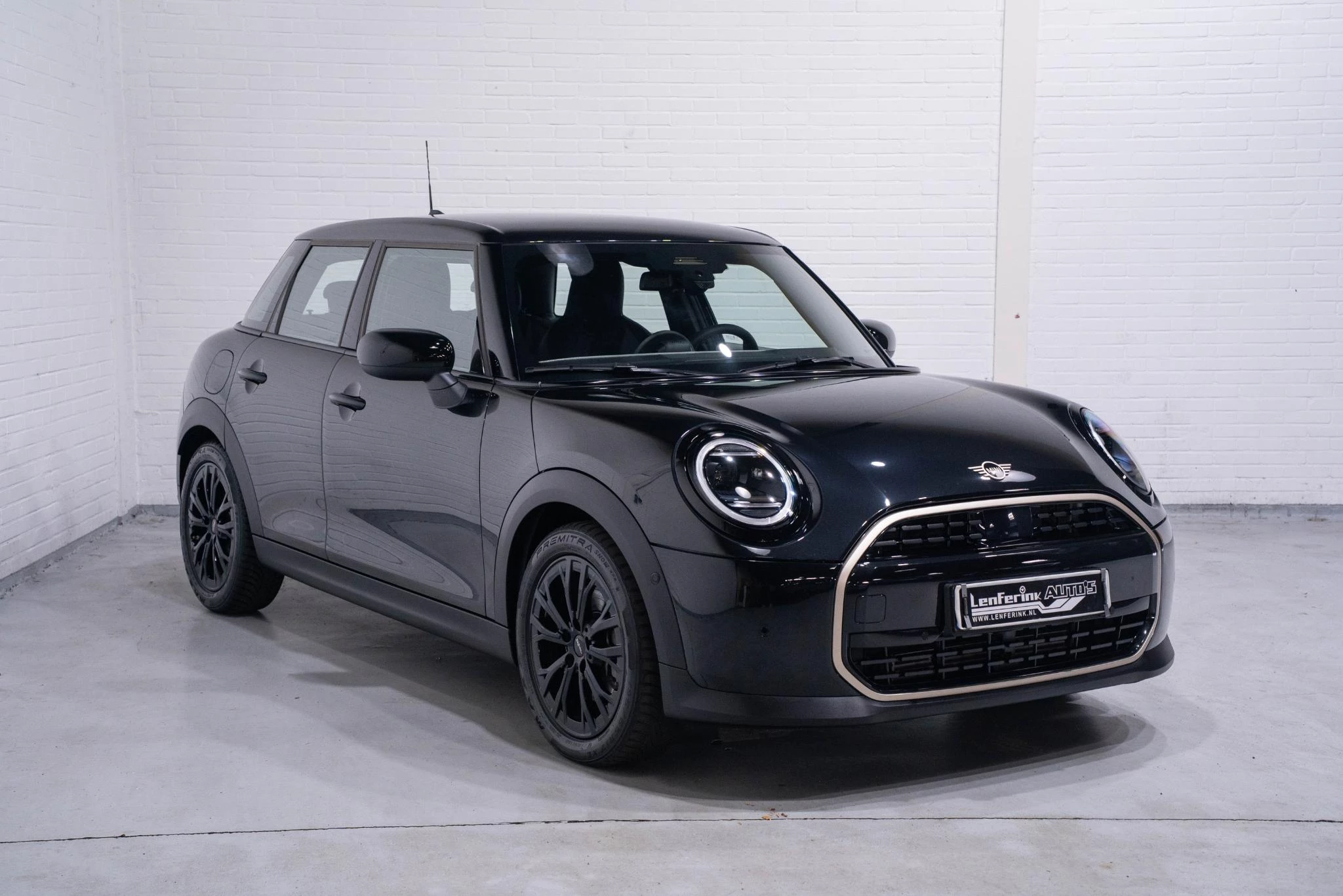 Hoofdafbeelding MINI 5-deurs