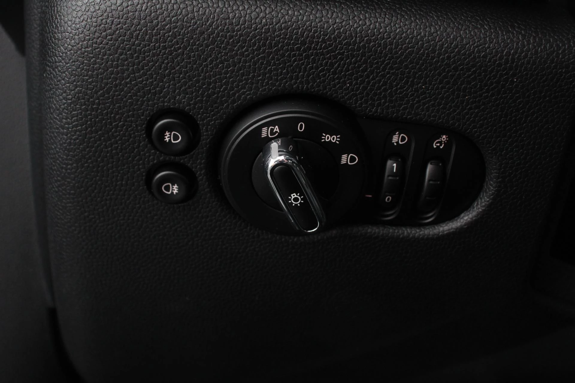 Hoofdafbeelding MINI One