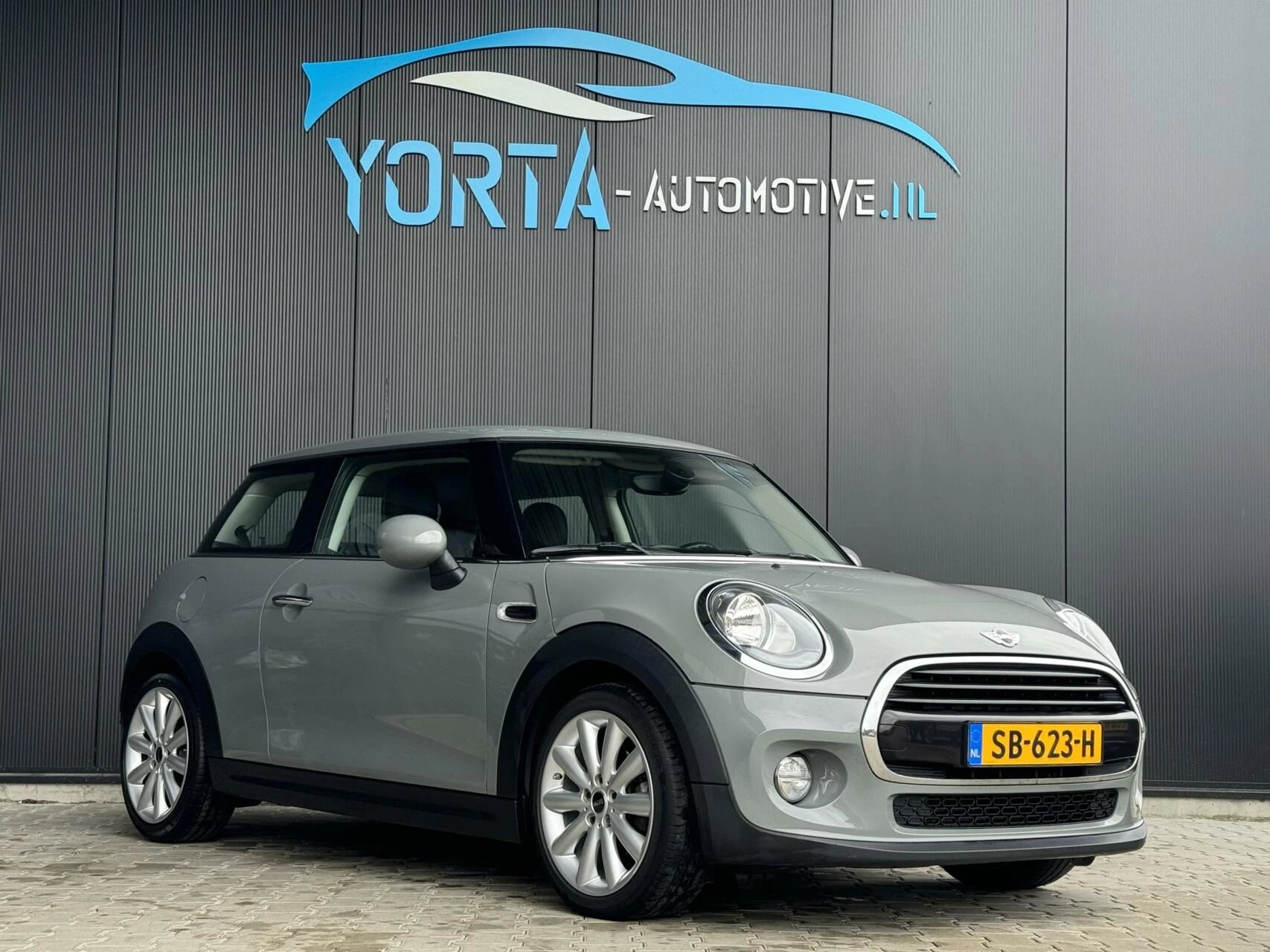 Hoofdafbeelding MINI Cooper