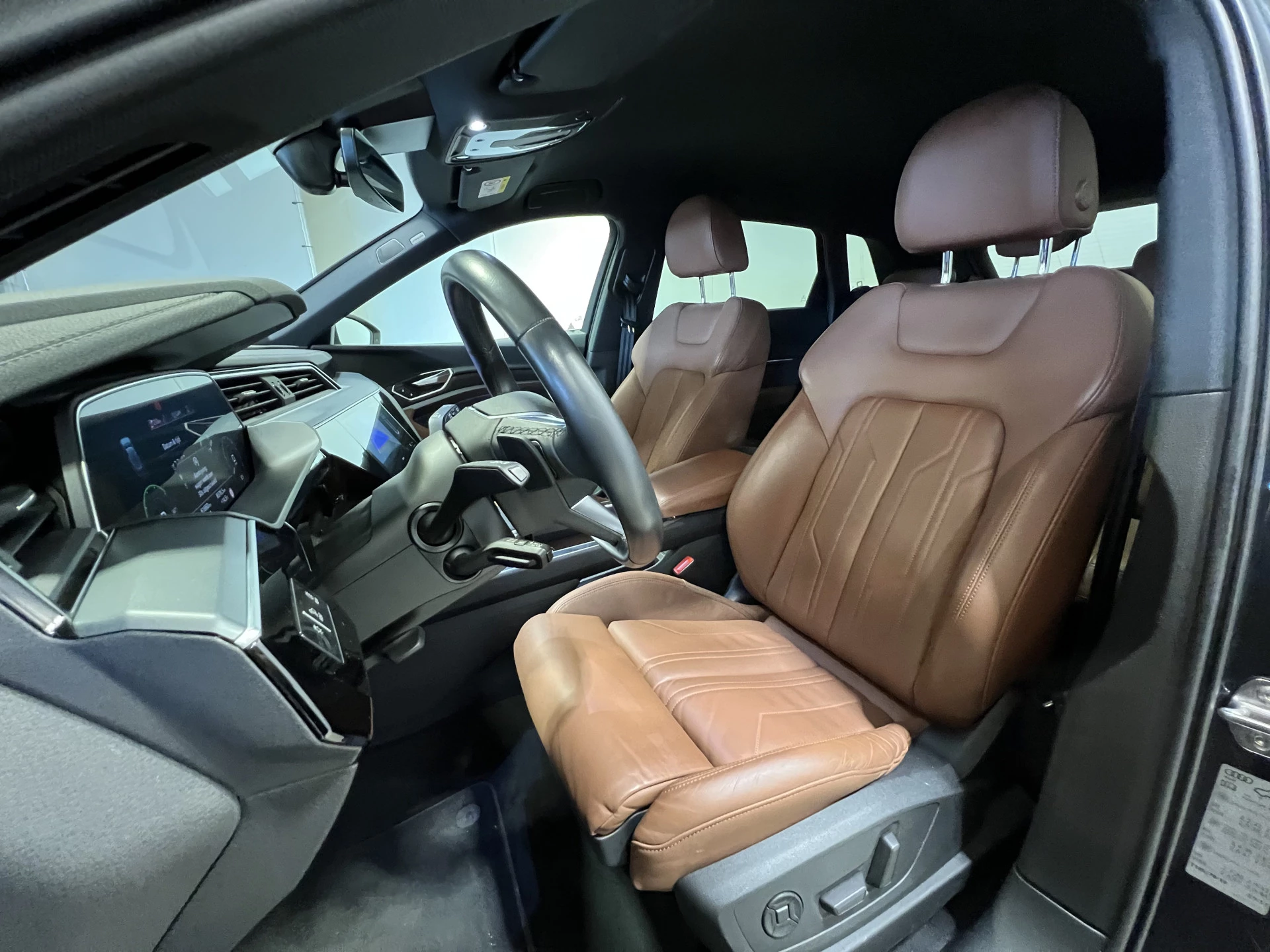 Hoofdafbeelding Audi e-tron