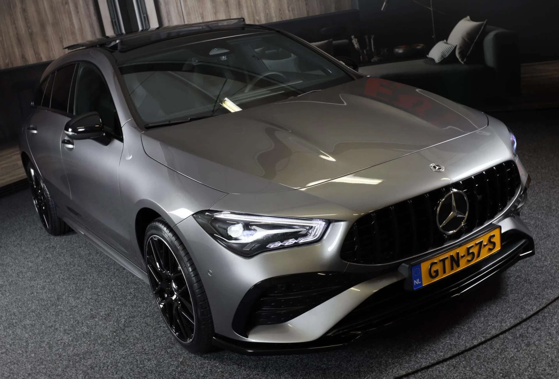 Hoofdafbeelding Mercedes-Benz CLA