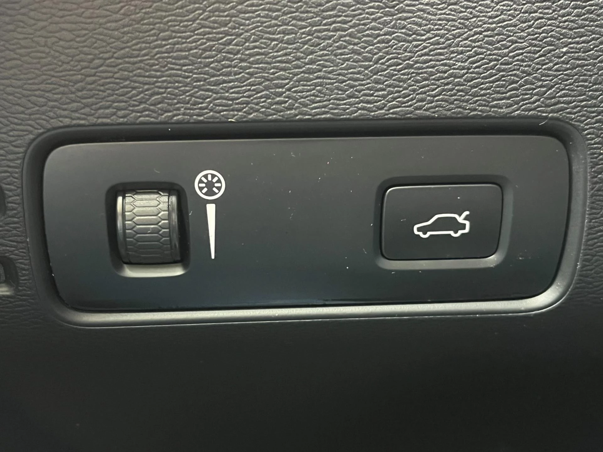 Hoofdafbeelding Volvo C40