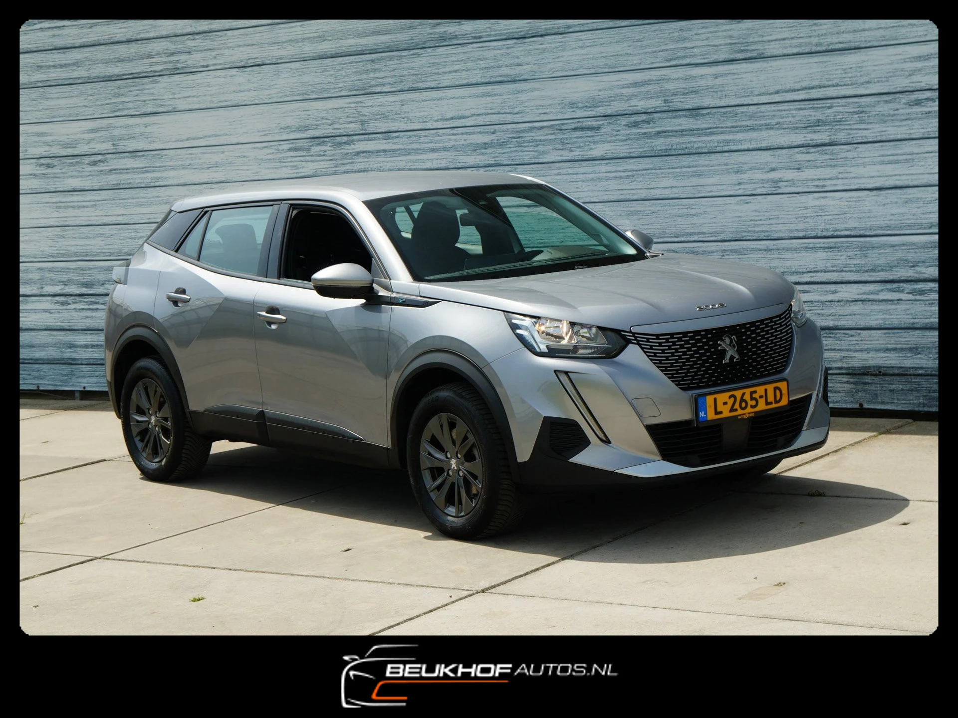Hoofdafbeelding Peugeot e-2008