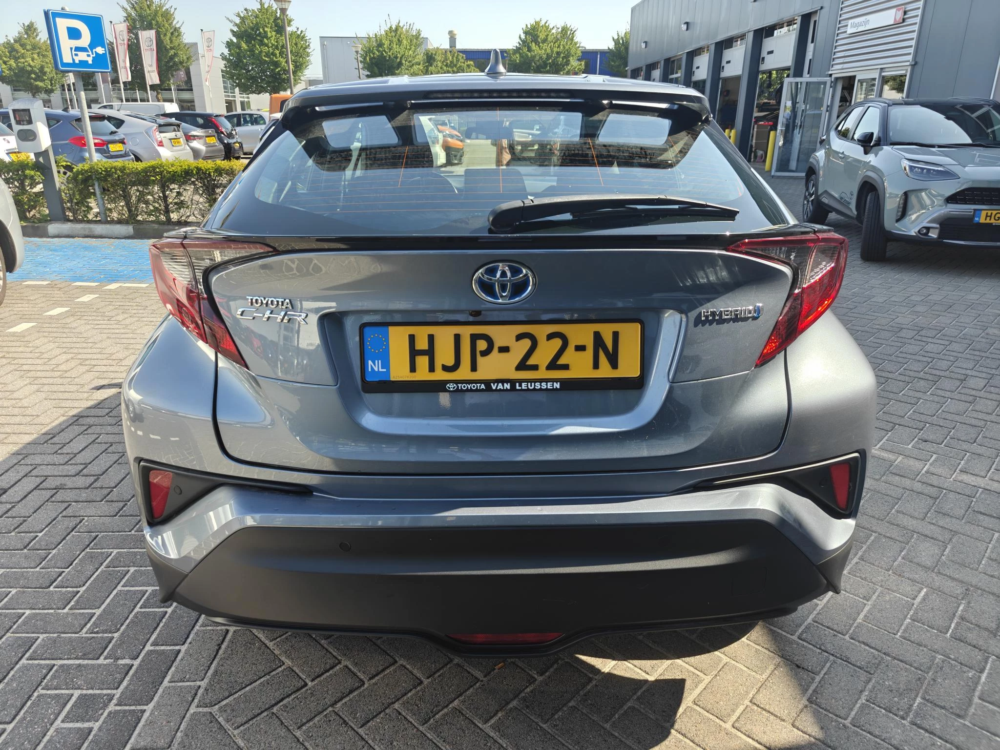 Hoofdafbeelding Toyota C-HR