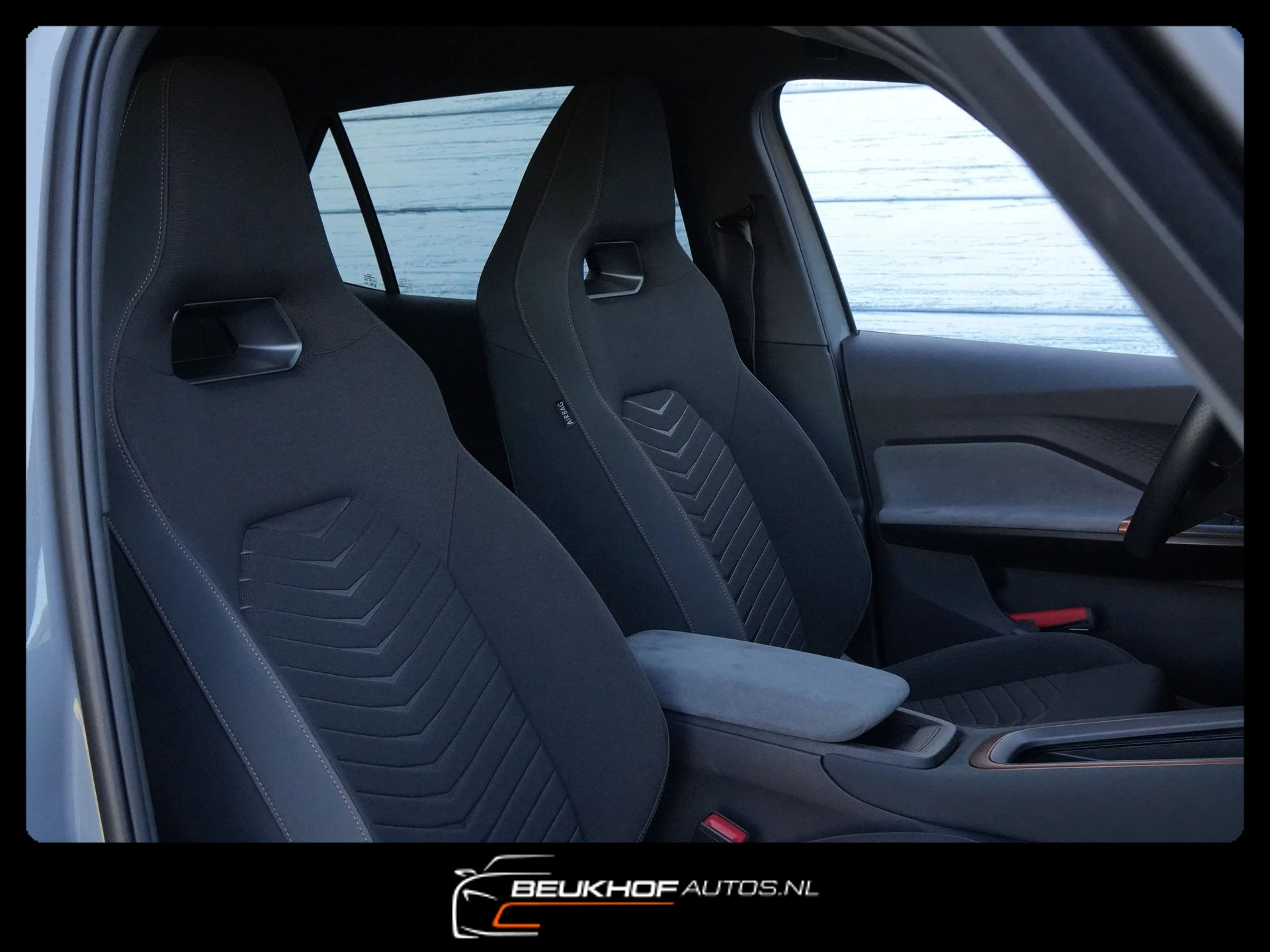 Hoofdafbeelding CUPRA Born