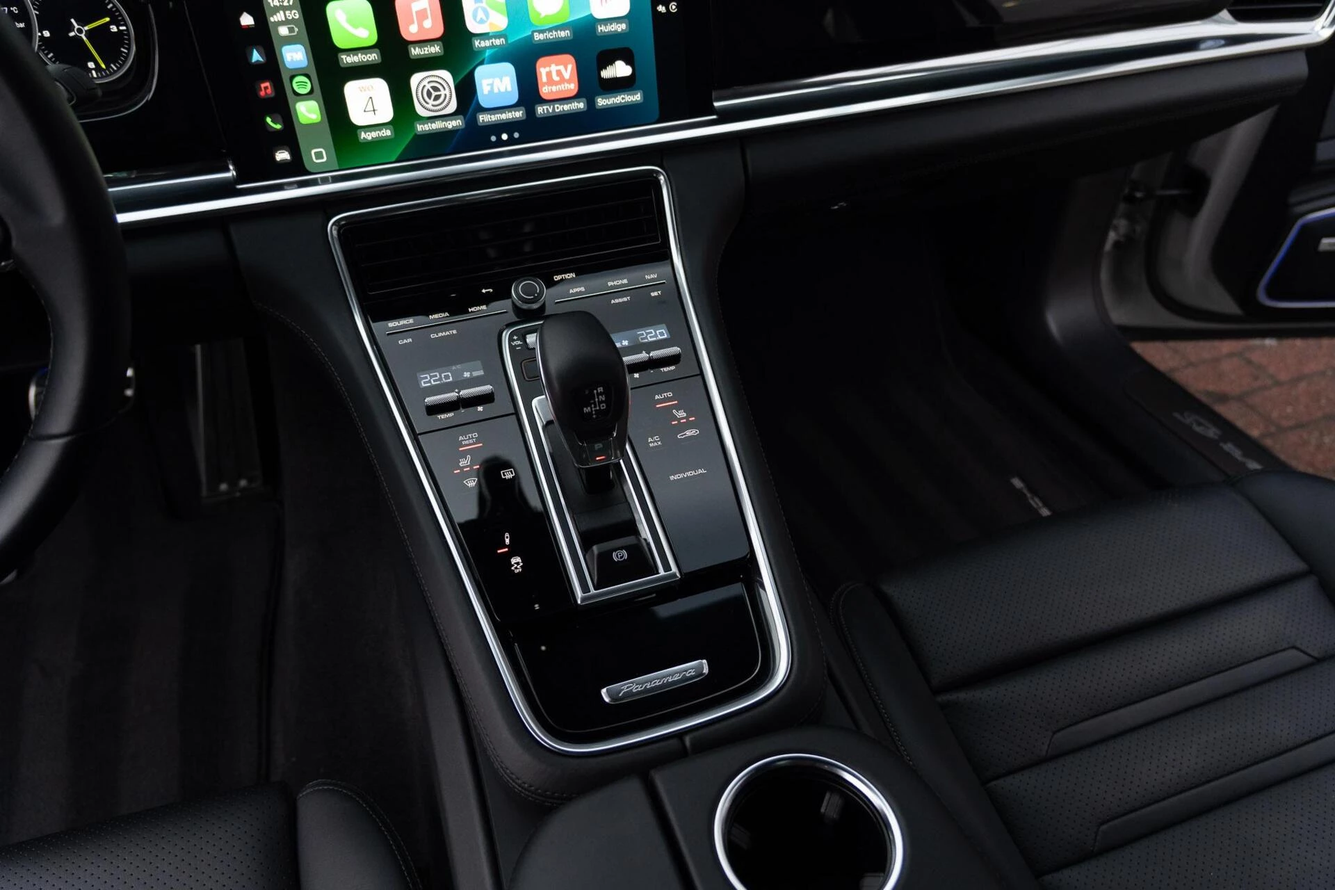 Hoofdafbeelding Porsche Panamera