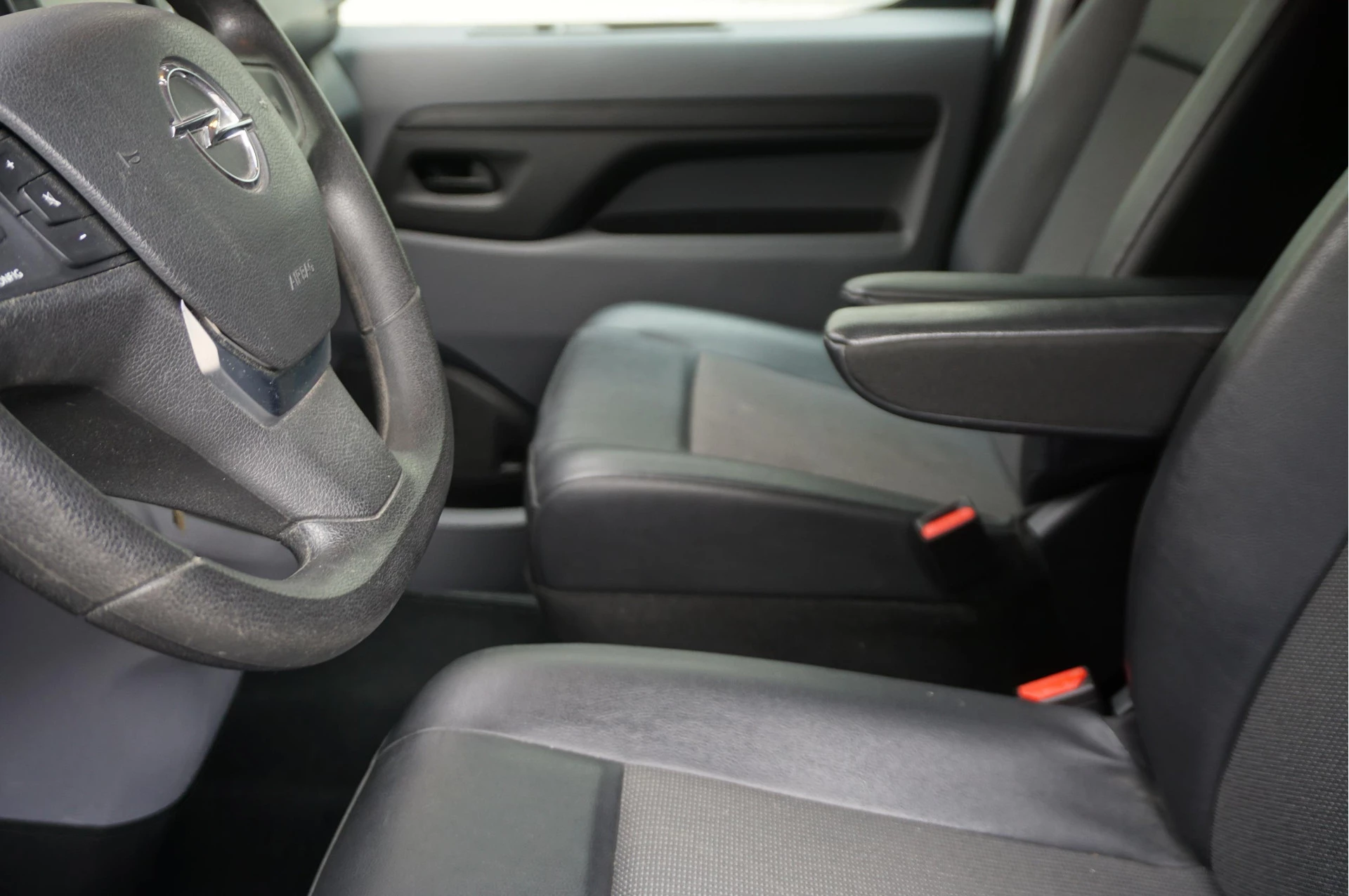 Hoofdafbeelding Opel Vivaro-e