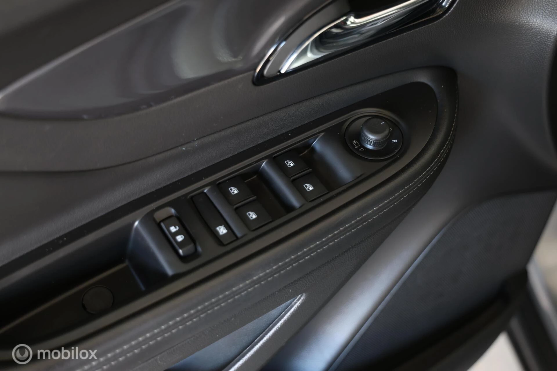 Hoofdafbeelding Opel Mokka X