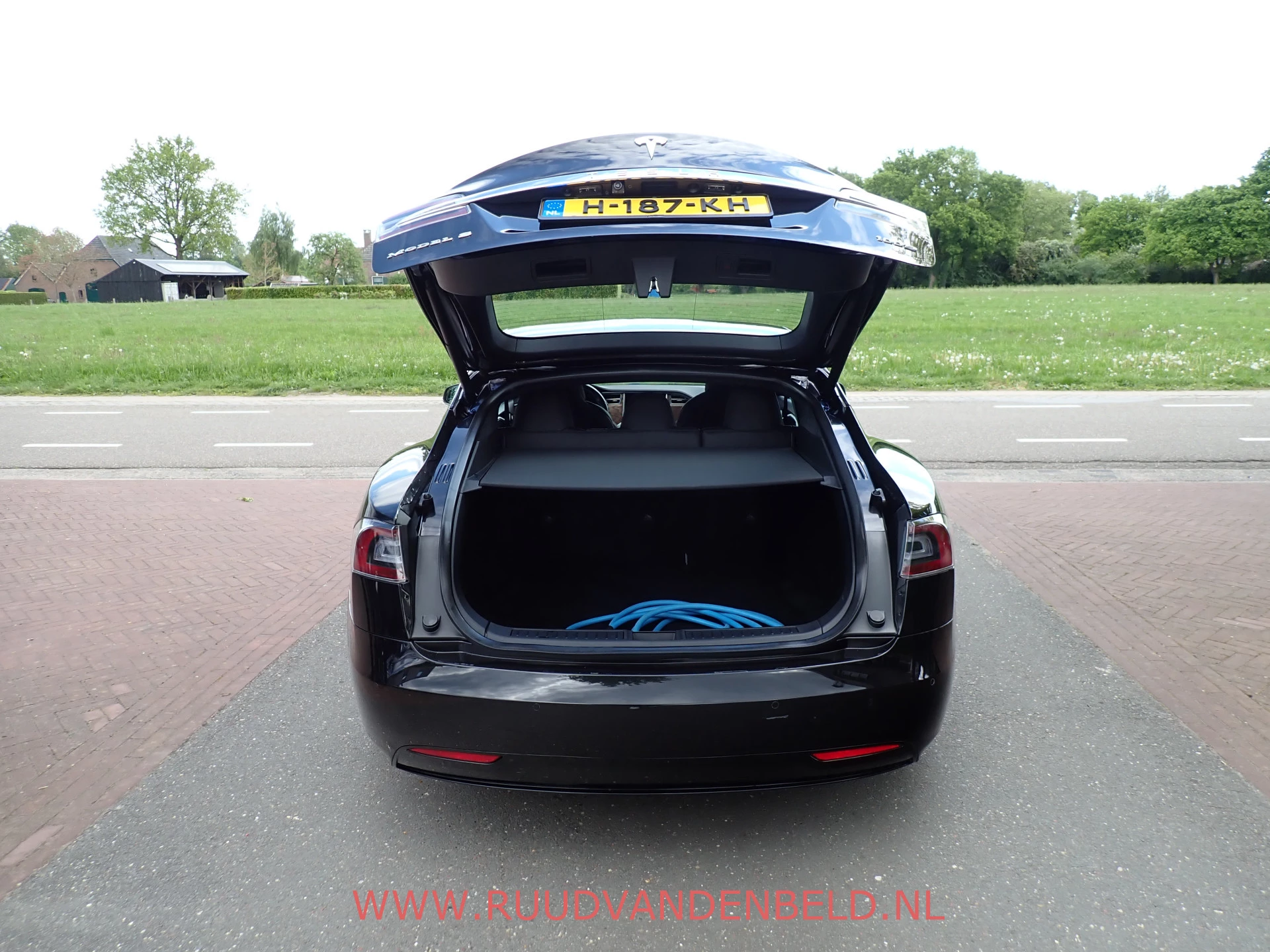 Hoofdafbeelding Tesla Model S