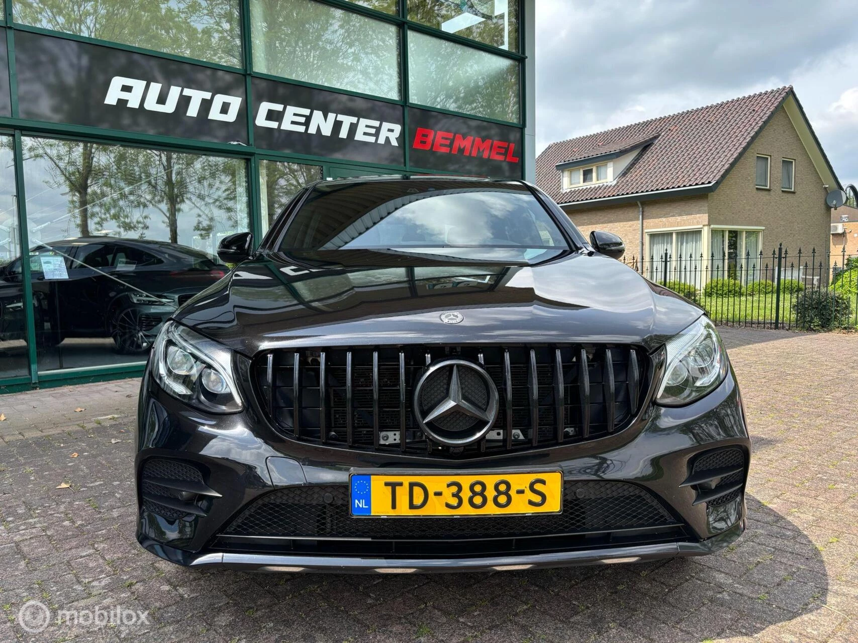 Hoofdafbeelding Mercedes-Benz GLC
