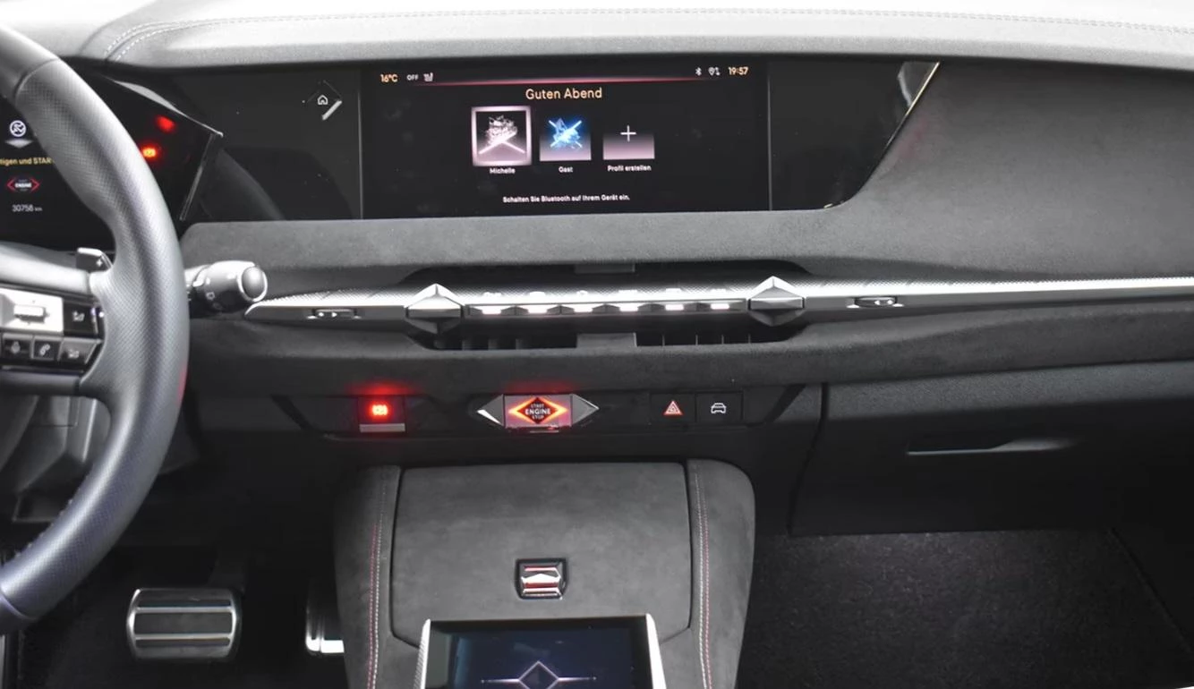 Hoofdafbeelding DS DS 4