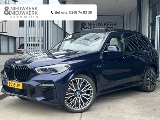BMW X5 xDrive45e High Executive | VOL! | SCHUIF/KANTELDAK | HEAD-UP DISPLAY | HARMAN/KARDON | TREKHAAK | 360 CAMERA | LEDER | CARPLAY/ANDROID | LMV 22'' | NAVI | STOELVERWARMING | ELKTR. MEMORY STOELEN | PDC V+A | KEYLESS | CRUISE CONTROL | CLIMATE CONTROL | BLU