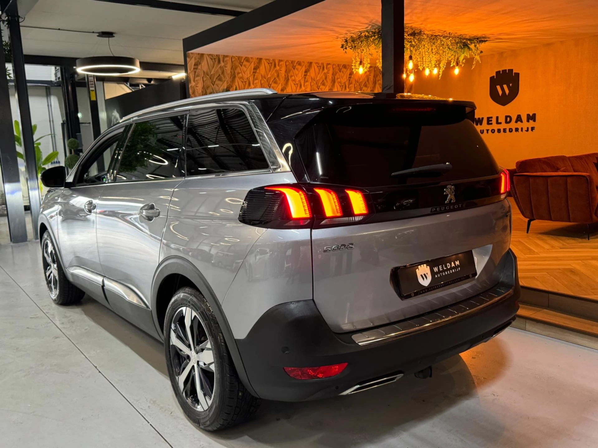Hoofdafbeelding Peugeot 5008