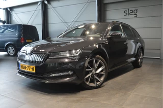 Škoda Superb Combi 1.4 TSI iV Sportline navi clima keyless led camera 19 inch !!