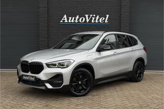 BMW X1 xDrive25e | Leder | Harman Kardon | Head-Up | Memory | Adaptive Cruise | Stoel + Stuurverwarming