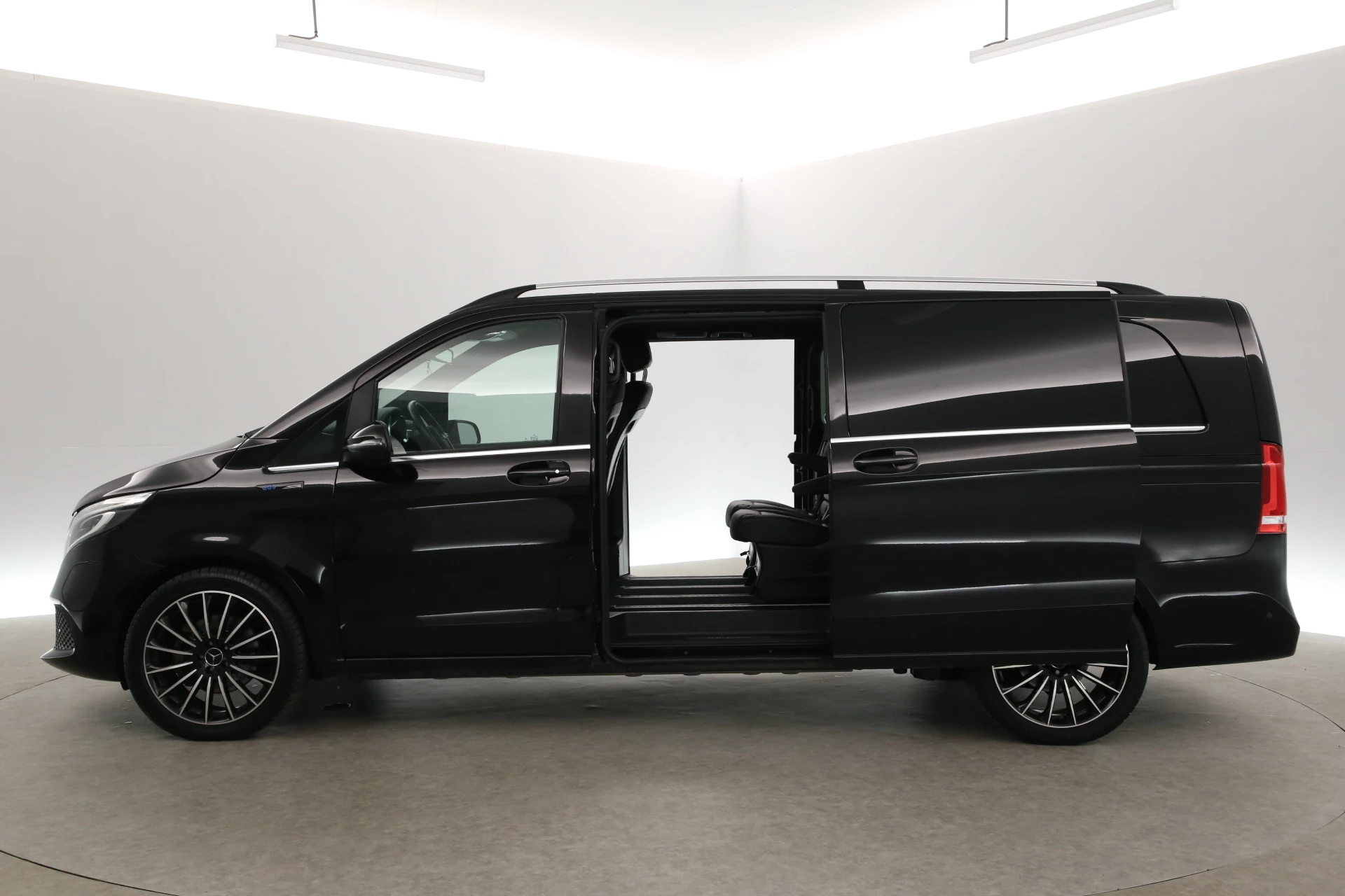 Hoofdafbeelding Mercedes-Benz EQV