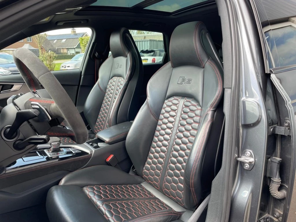 Hoofdafbeelding Audi RS4