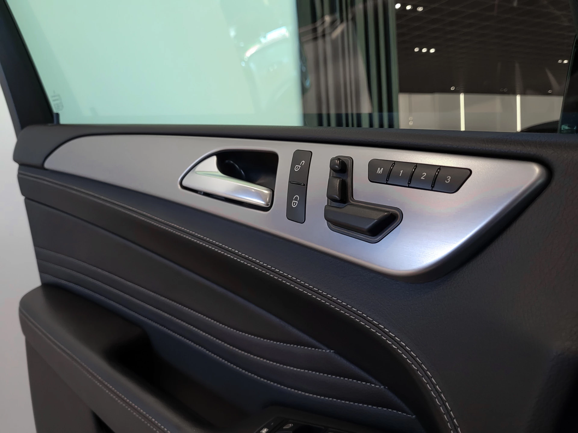 Hoofdafbeelding Mercedes-Benz M-Klasse