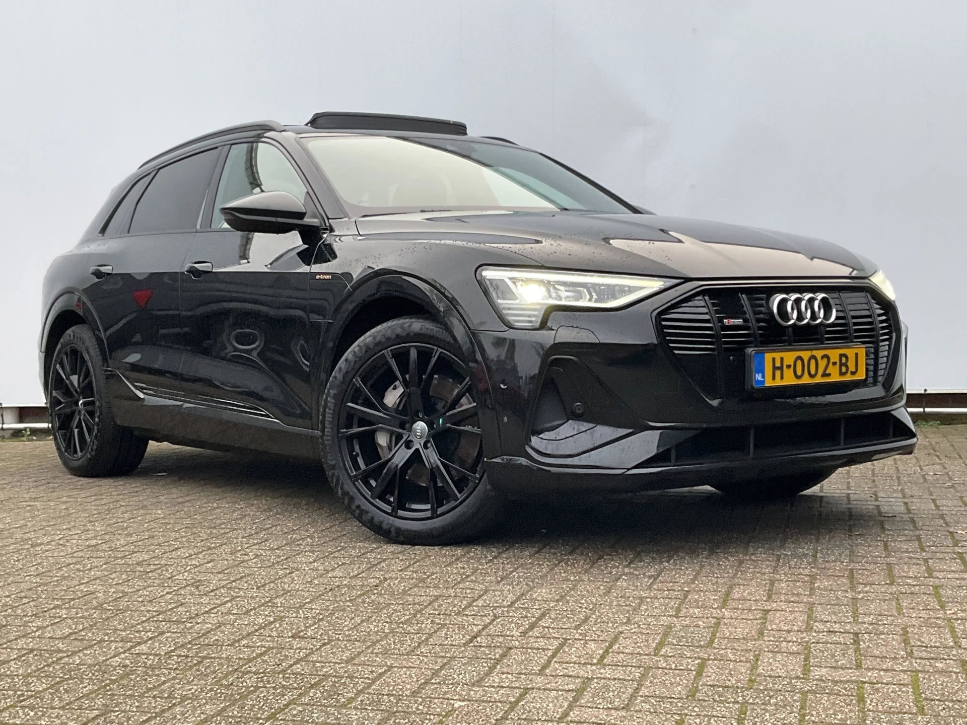 Hoofdafbeelding Audi e-tron
