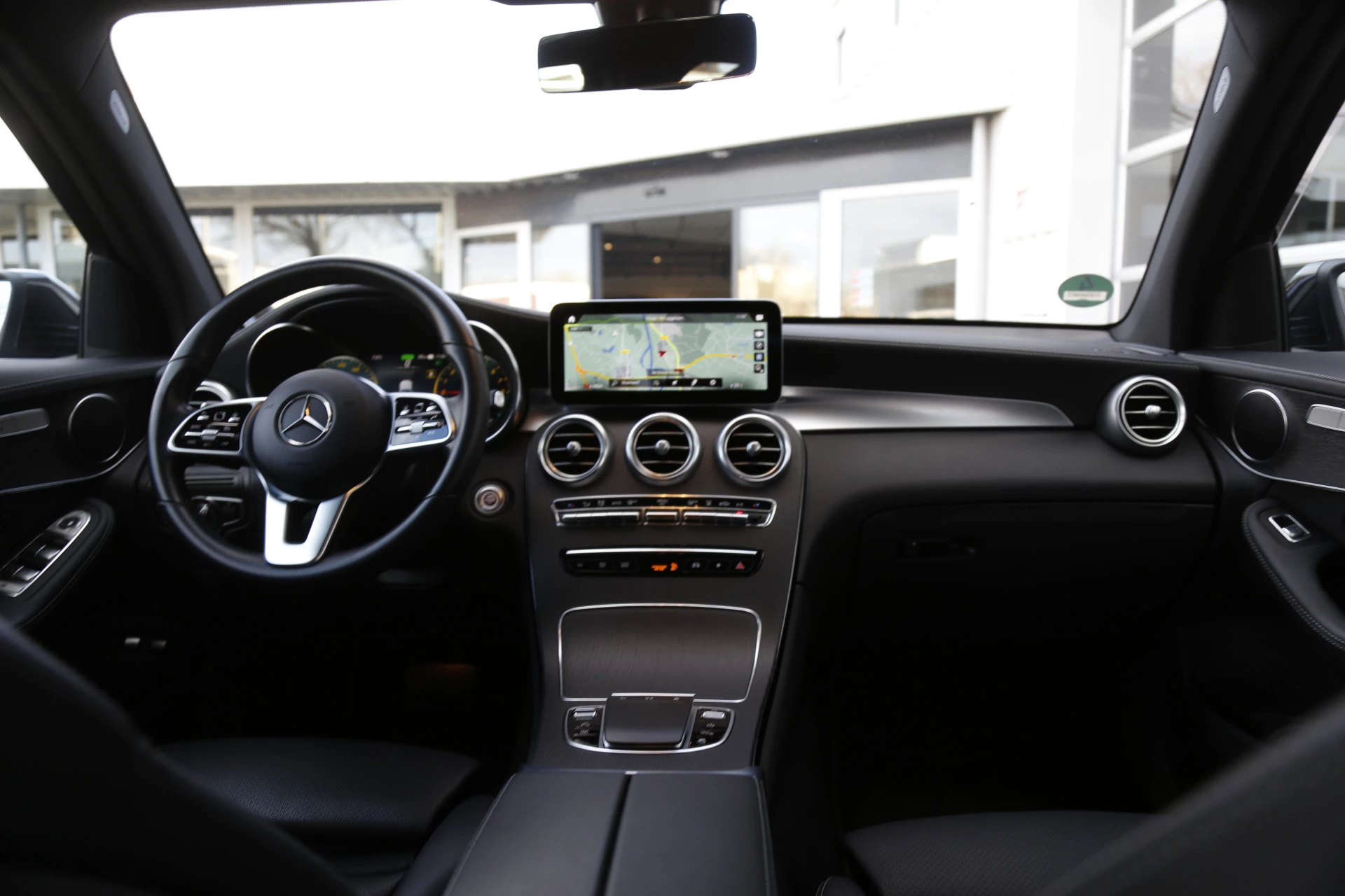 Hoofdafbeelding Mercedes-Benz GLC
