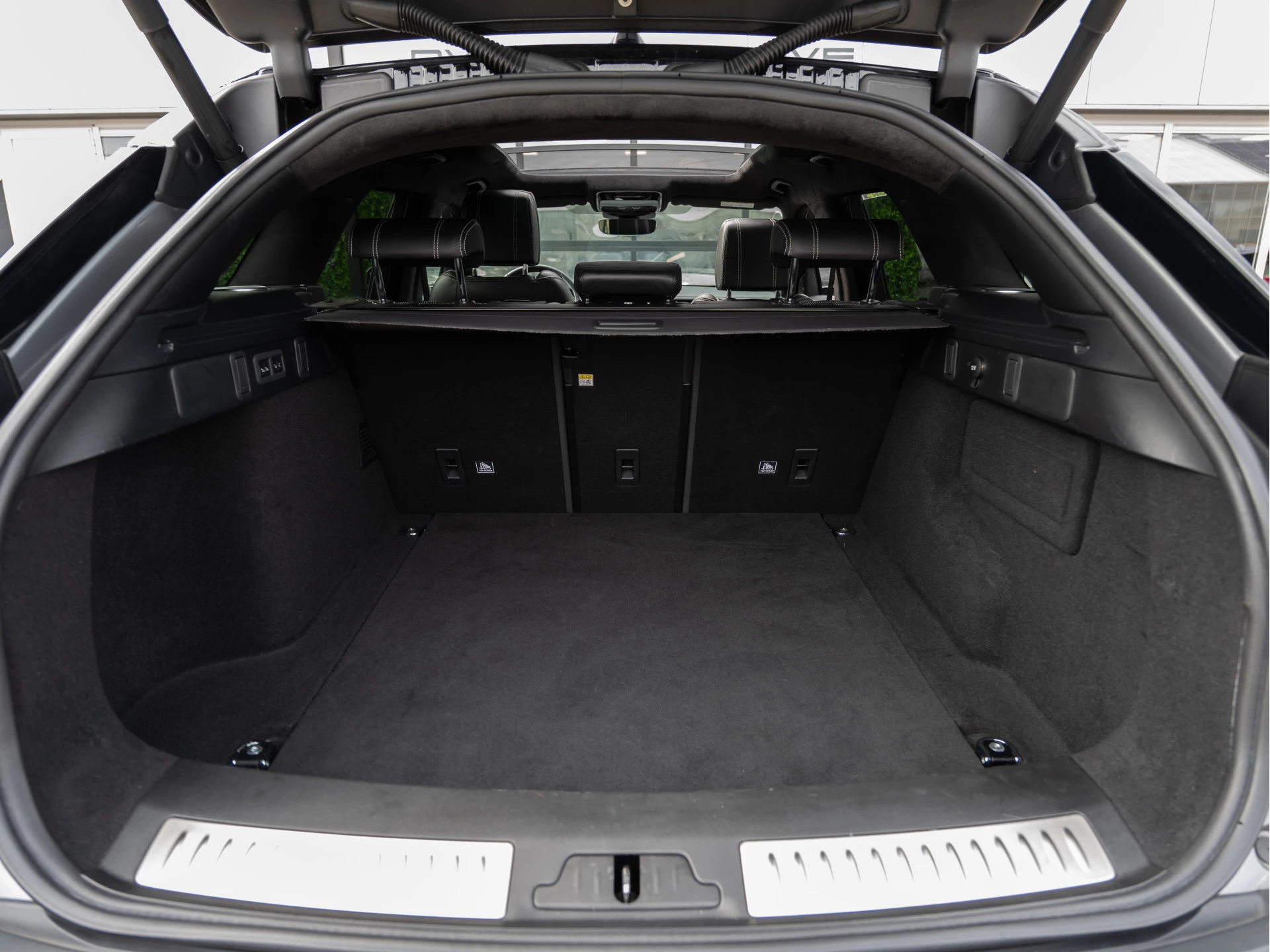 Hoofdafbeelding Land Rover Range Rover Velar