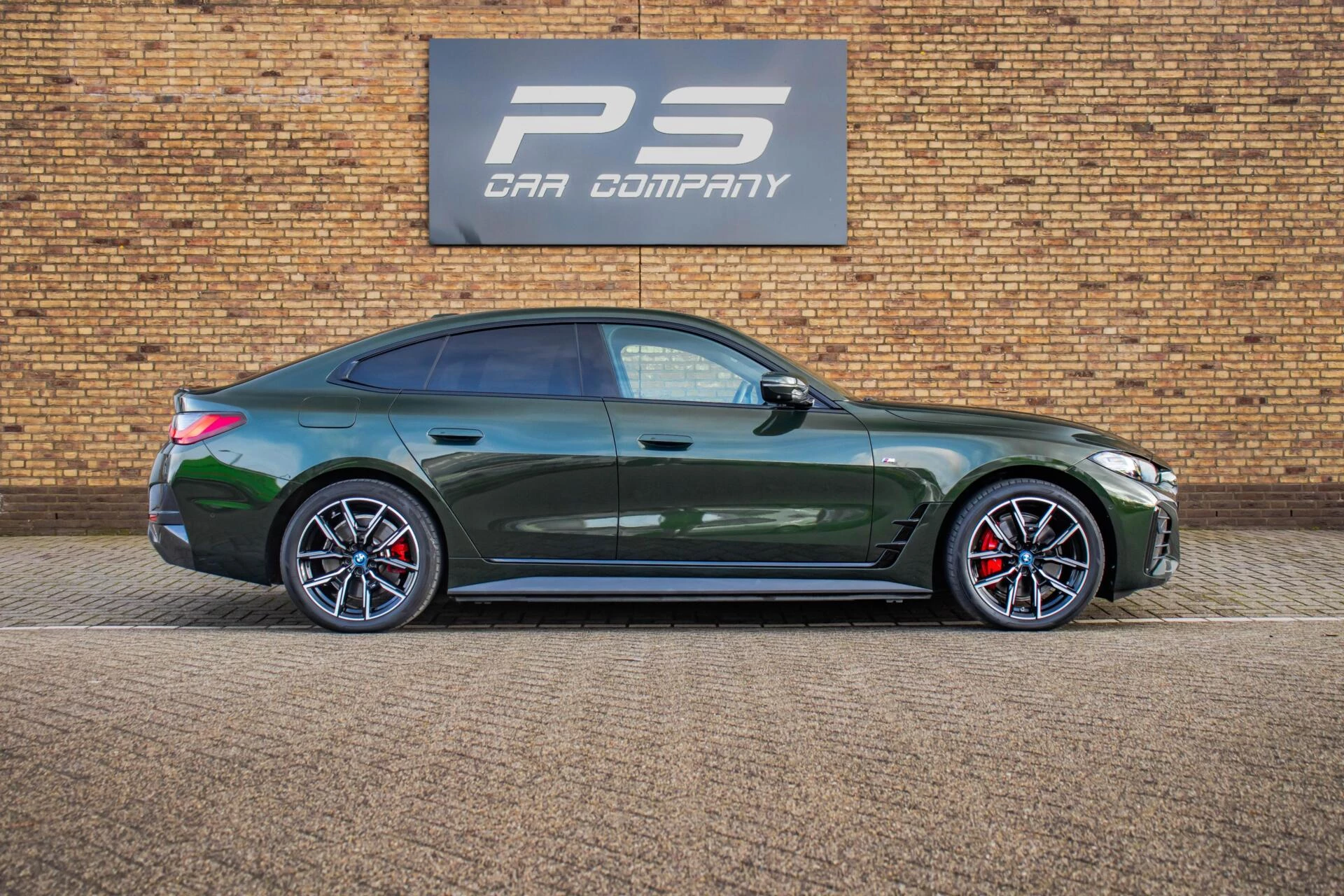 Hoofdafbeelding BMW i4