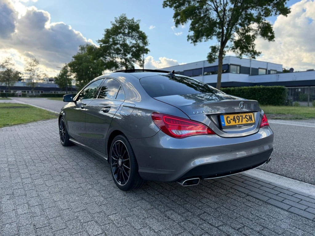 Hoofdafbeelding Mercedes-Benz 200