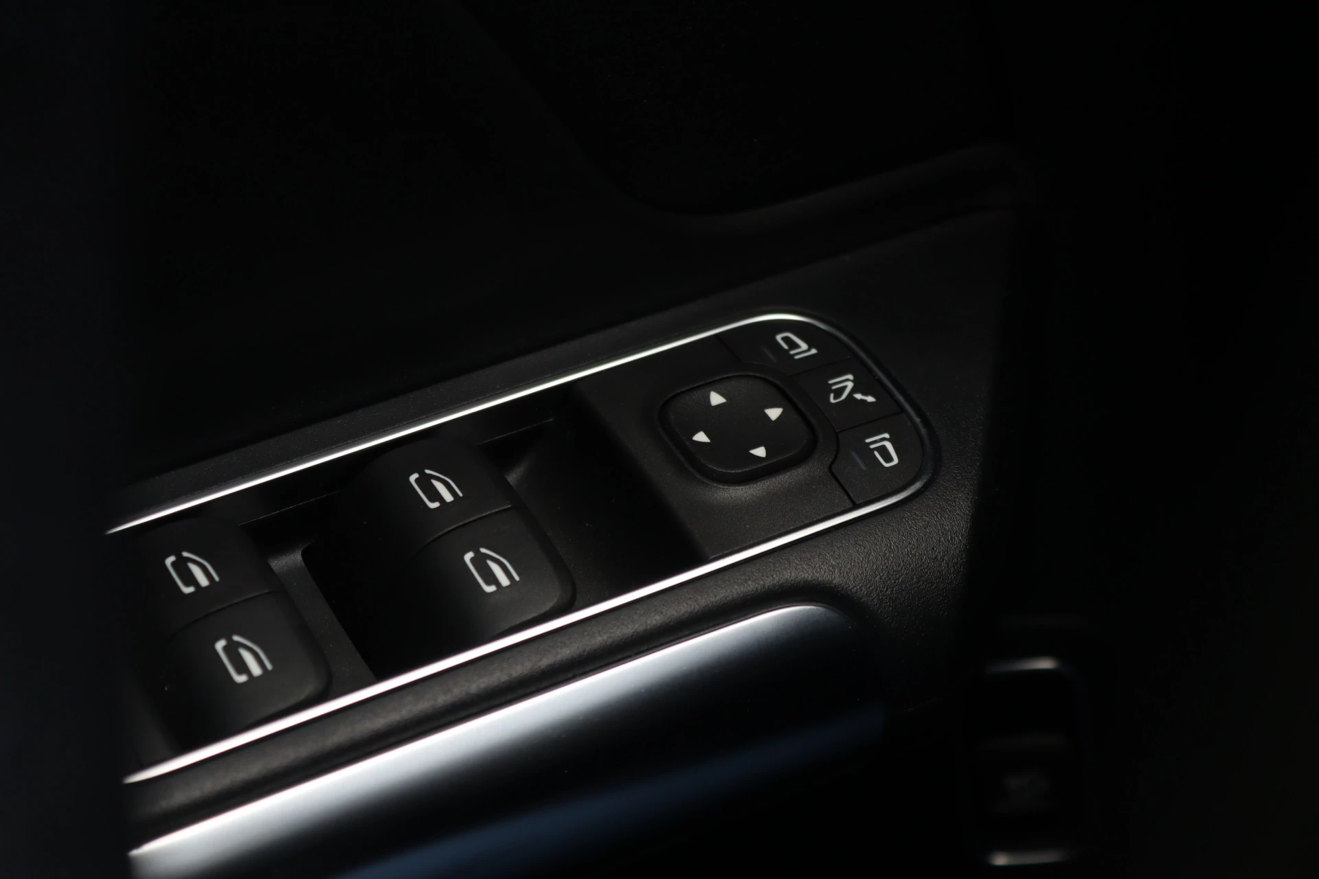 Hoofdafbeelding Mercedes-Benz EQA