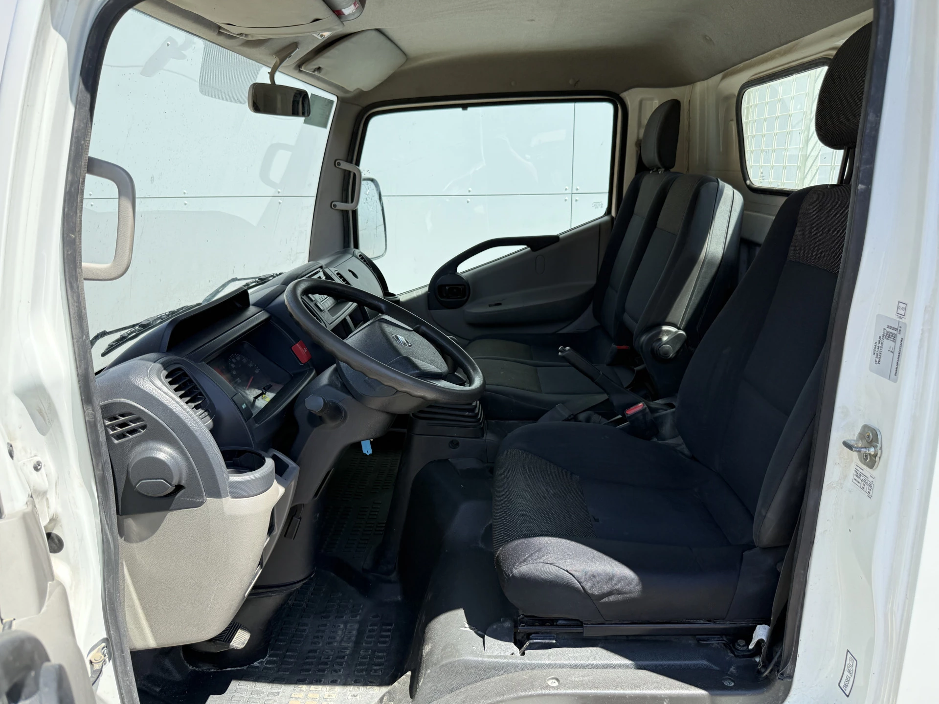 Hoofdafbeelding Nissan NT400