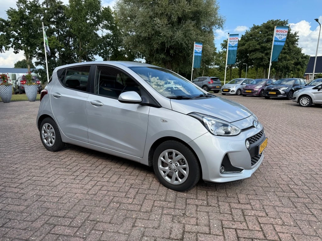 Hoofdafbeelding Hyundai i10