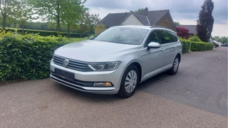 Volkswagen Passat 2.0 CLIMA/NAVI/DSG BJ 2018