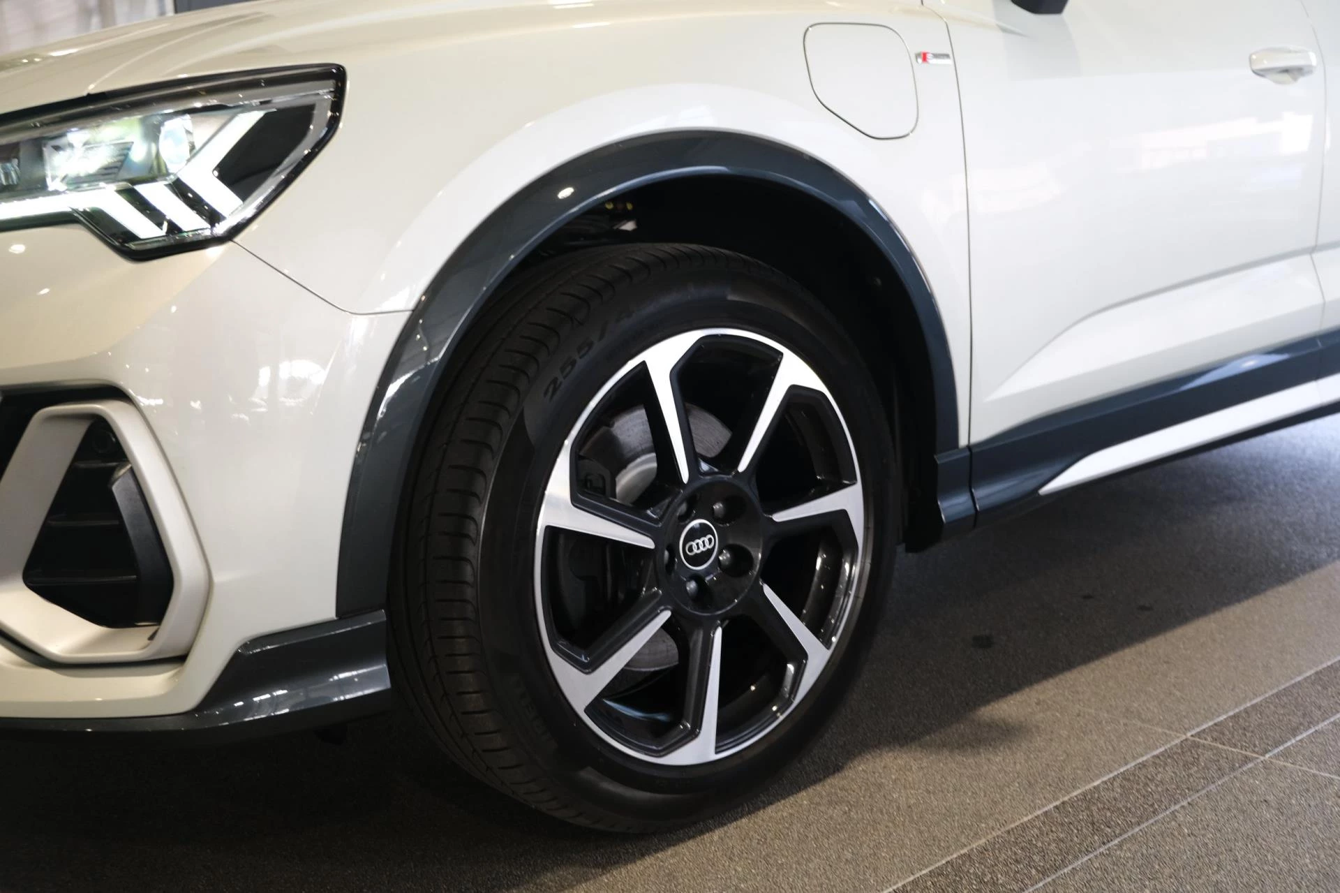 Hoofdafbeelding Audi Q3