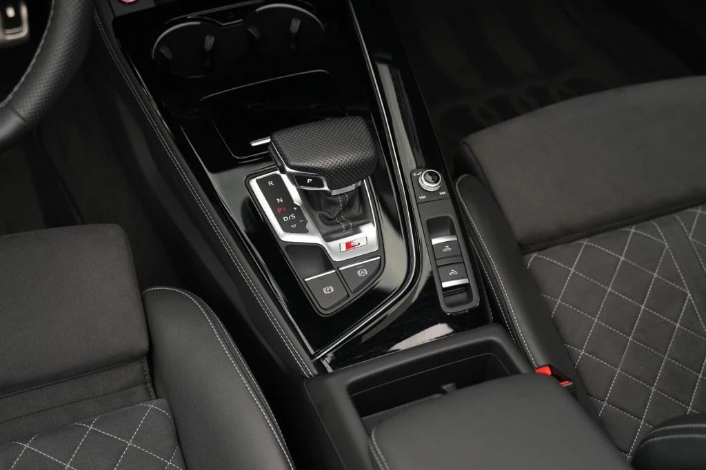 Hoofdafbeelding Audi S5
