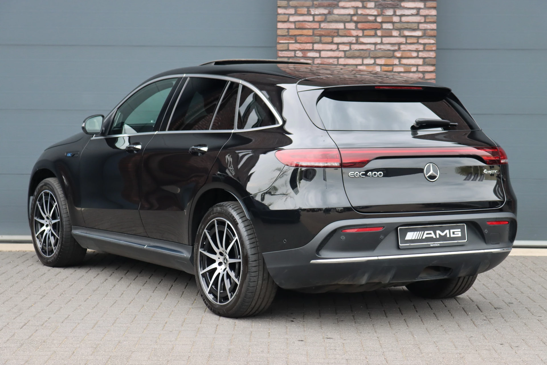 Hoofdafbeelding Mercedes-Benz EQC