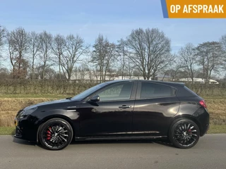 Hoofdafbeelding Alfa Romeo Giulietta Alfa Romeo Giulietta 1.750 TBI Veloce, 240pk, kuipstoelen!!