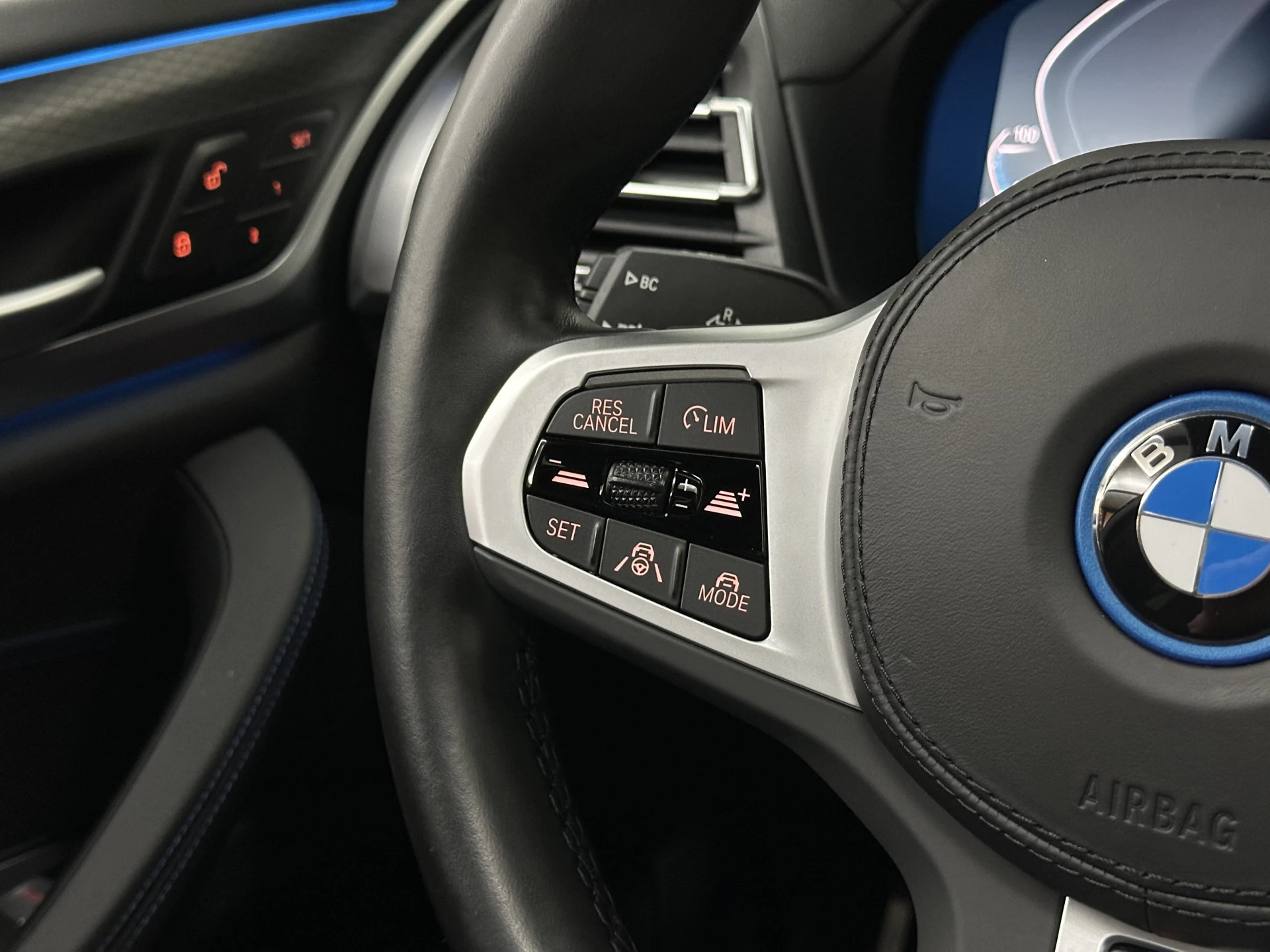 Hoofdafbeelding BMW iX3