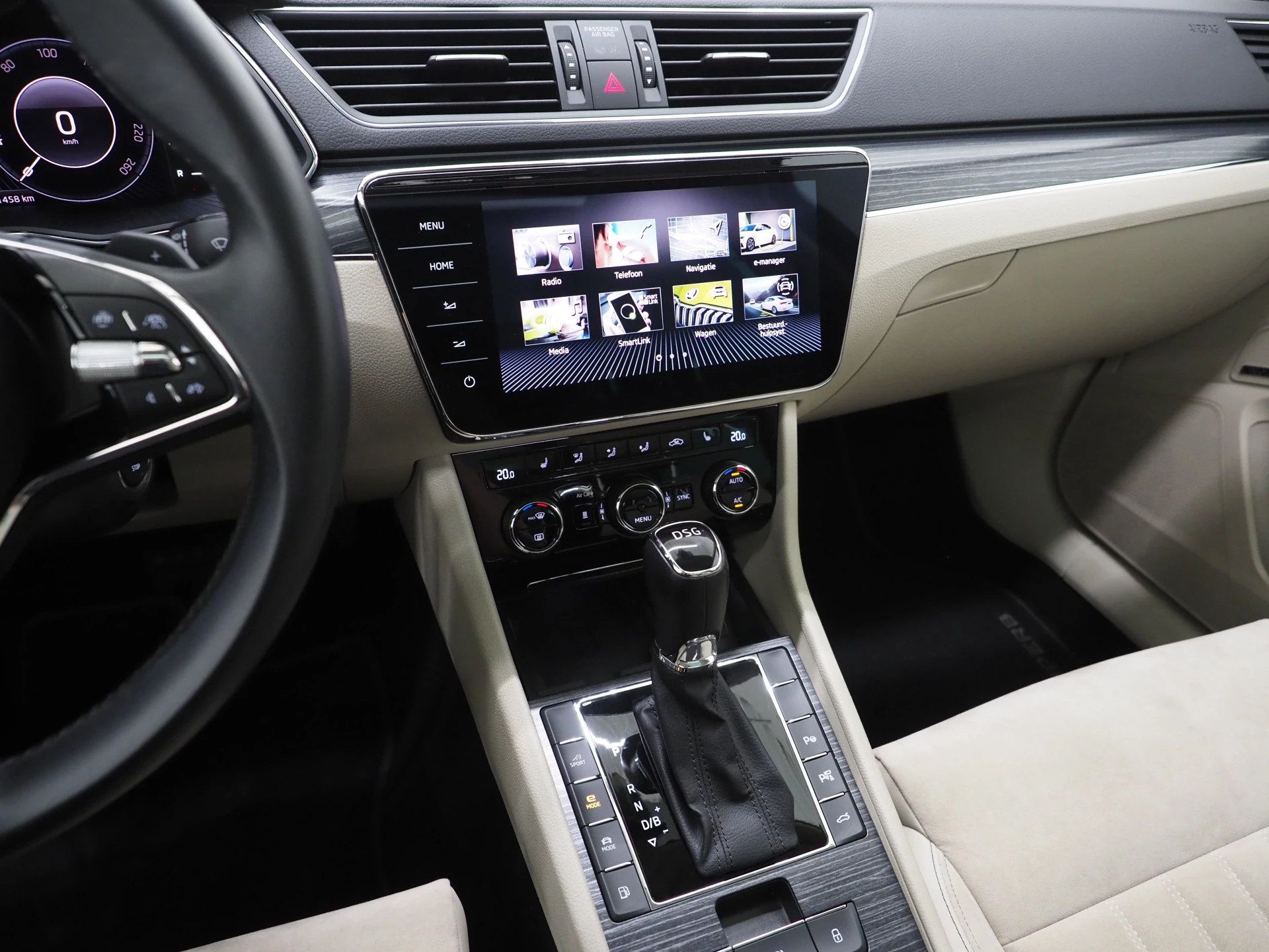 Hoofdafbeelding Škoda Superb