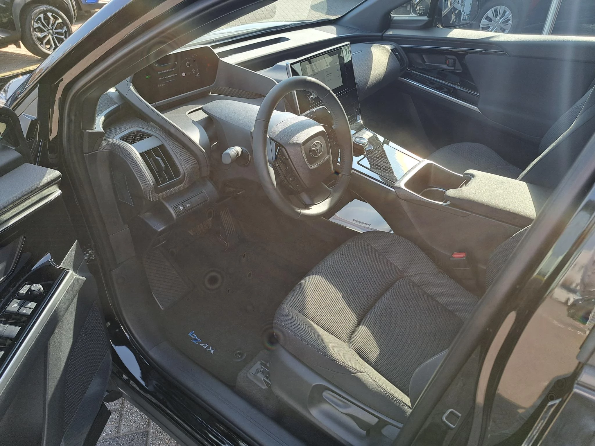 Hoofdafbeelding Toyota bZ4X