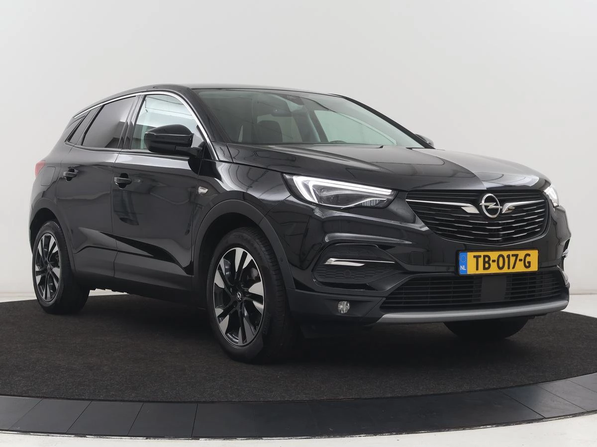 Hoofdafbeelding Opel Grandland X