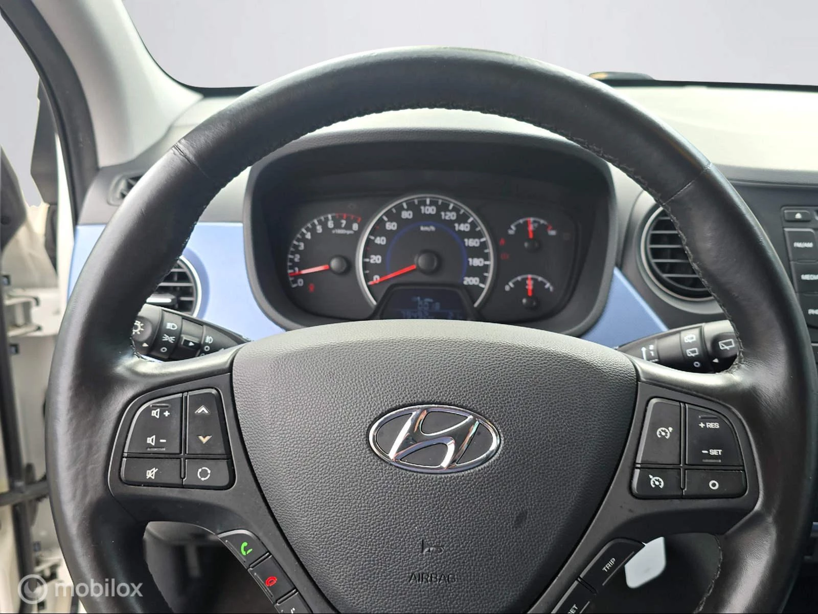Hoofdafbeelding Hyundai i10