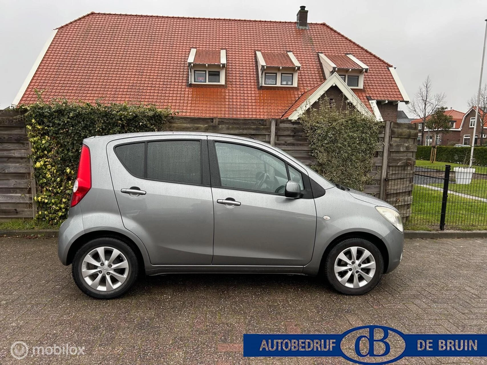 Hoofdafbeelding Opel Agila